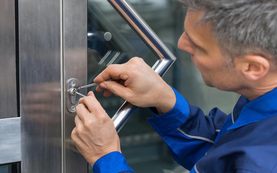 combien coute un dépannage serrurier Paris